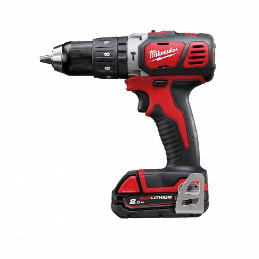 Компактная ударная дрель Milwaukee M18 BPD-202B
